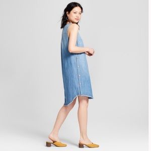 🆕NWT Universal thread chambray dress with buttons